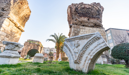 İzmir Philadelphia Ancient City und St. Jean Church © Go Türkiye