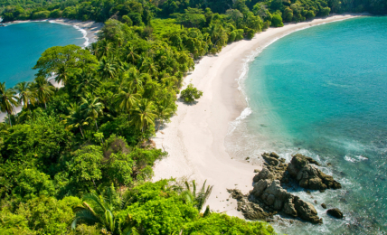 Der Strand von Manuel Antonio in Costa Rica