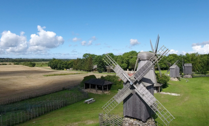 Auf Saaremaa (Estland) gibt es rund 800 Windmühlen.